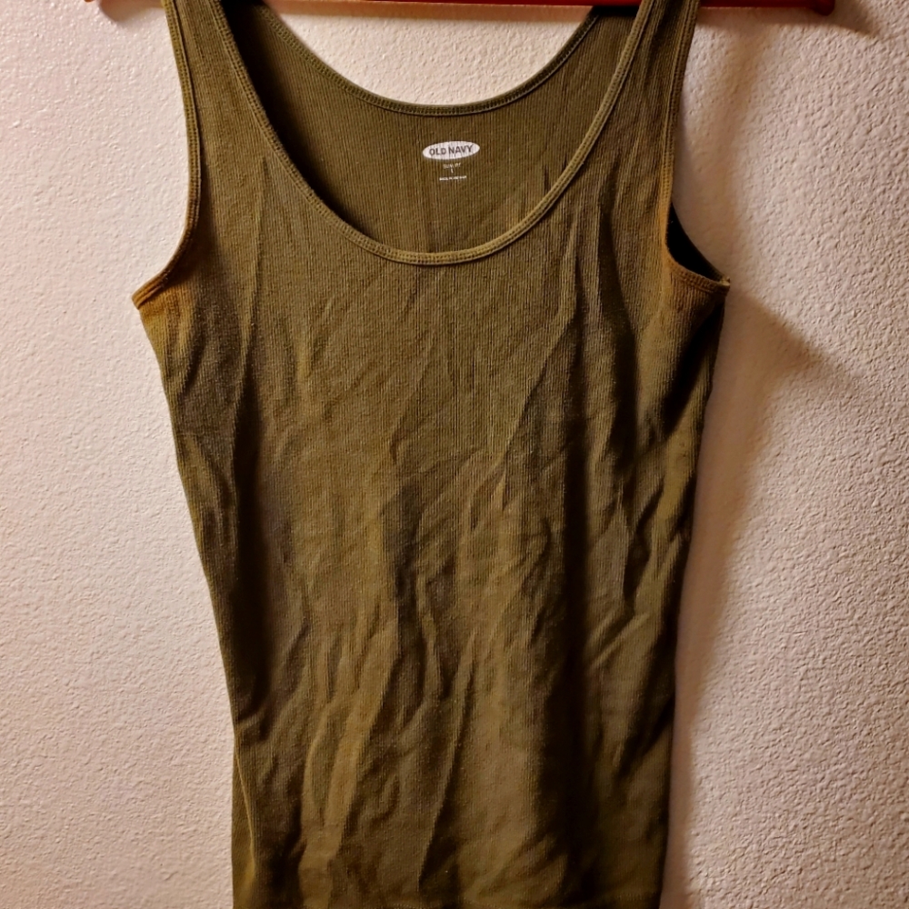 Old navy tank top